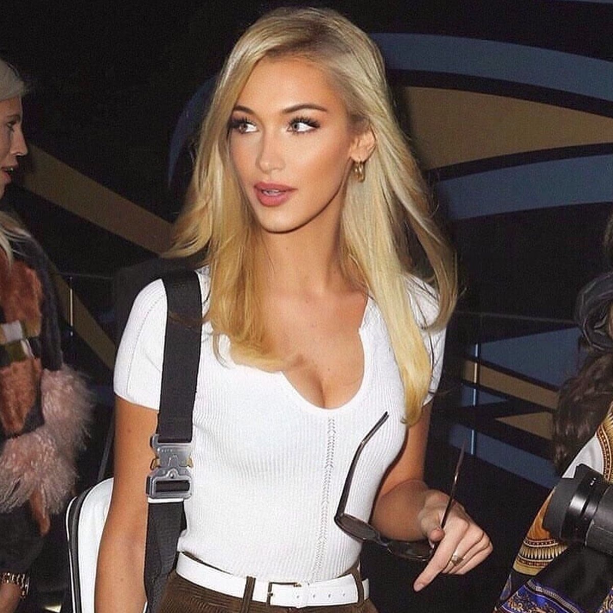 nguoi mau co su nghiep thang hoa anh 3