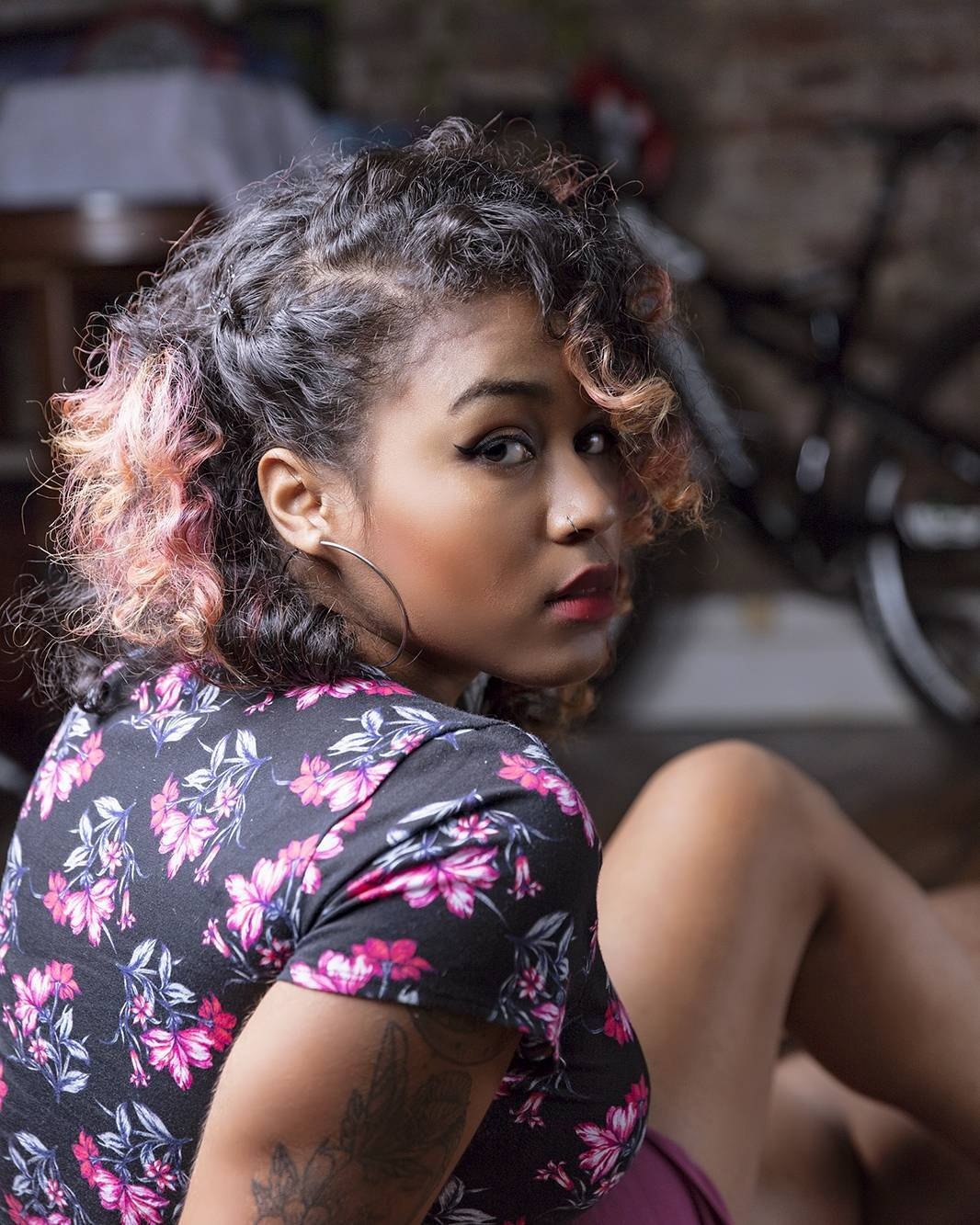 nguoi mau co chan trai sung phu anh 8