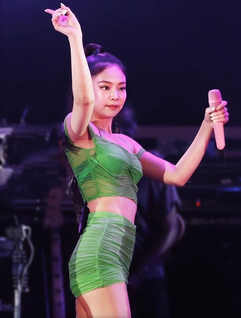 Jennie ảnh 1 Jennie anh 1