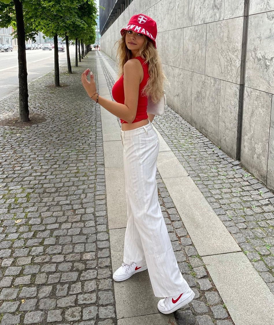 ban gai tien dao tuyen Dan Mach anh 7