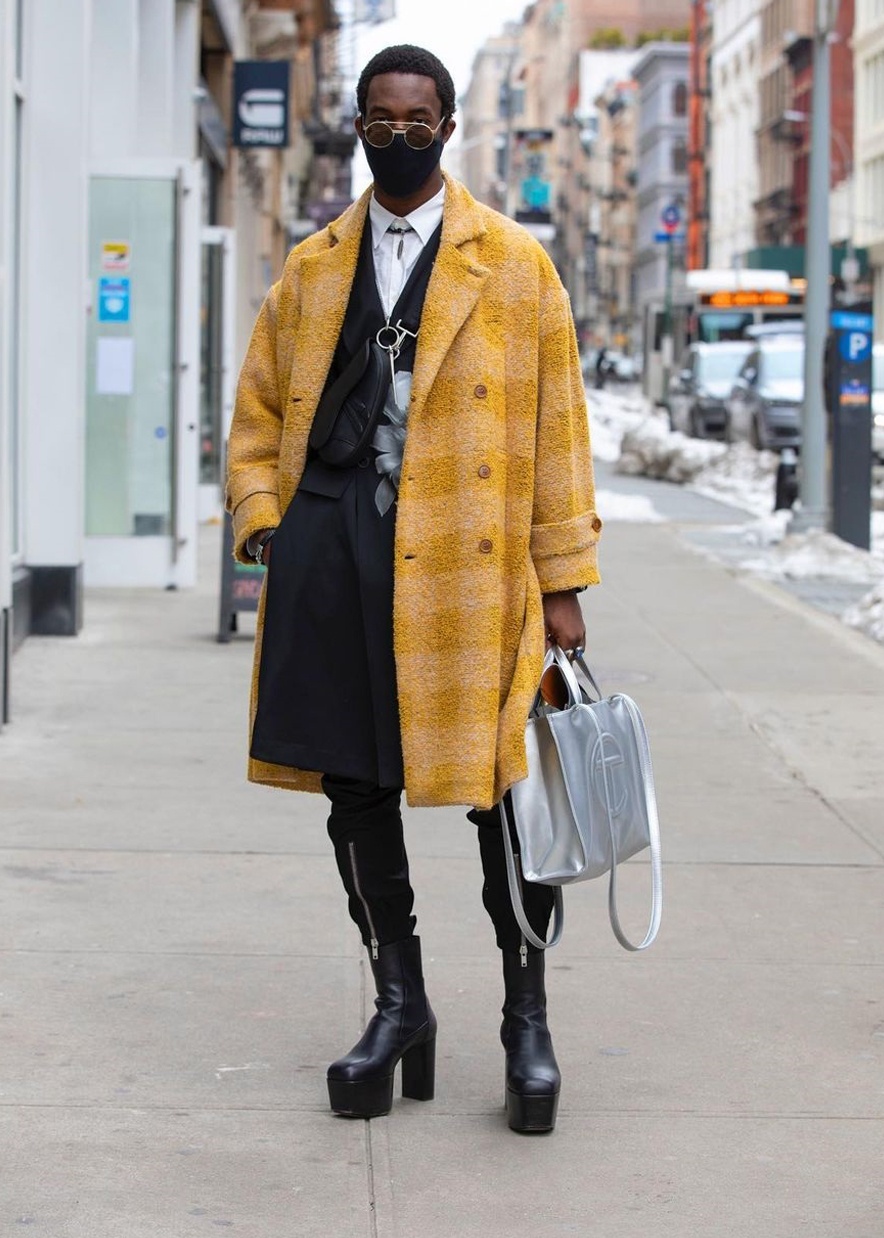 người đàn ông thích mang giày cao gót ảnh 3 nguoi dan ong thich mang giay cao got anh 3