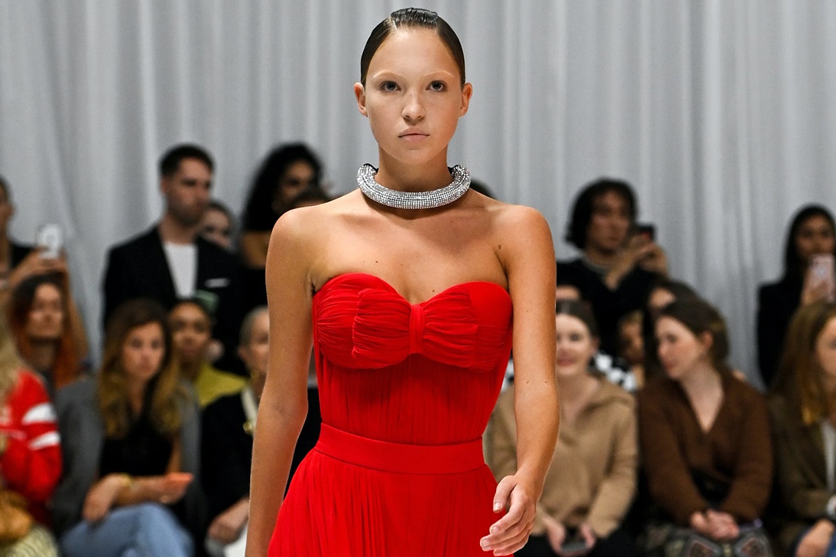 Con gai Kate Moss dien o Tuan le thoi trang London hinh anh