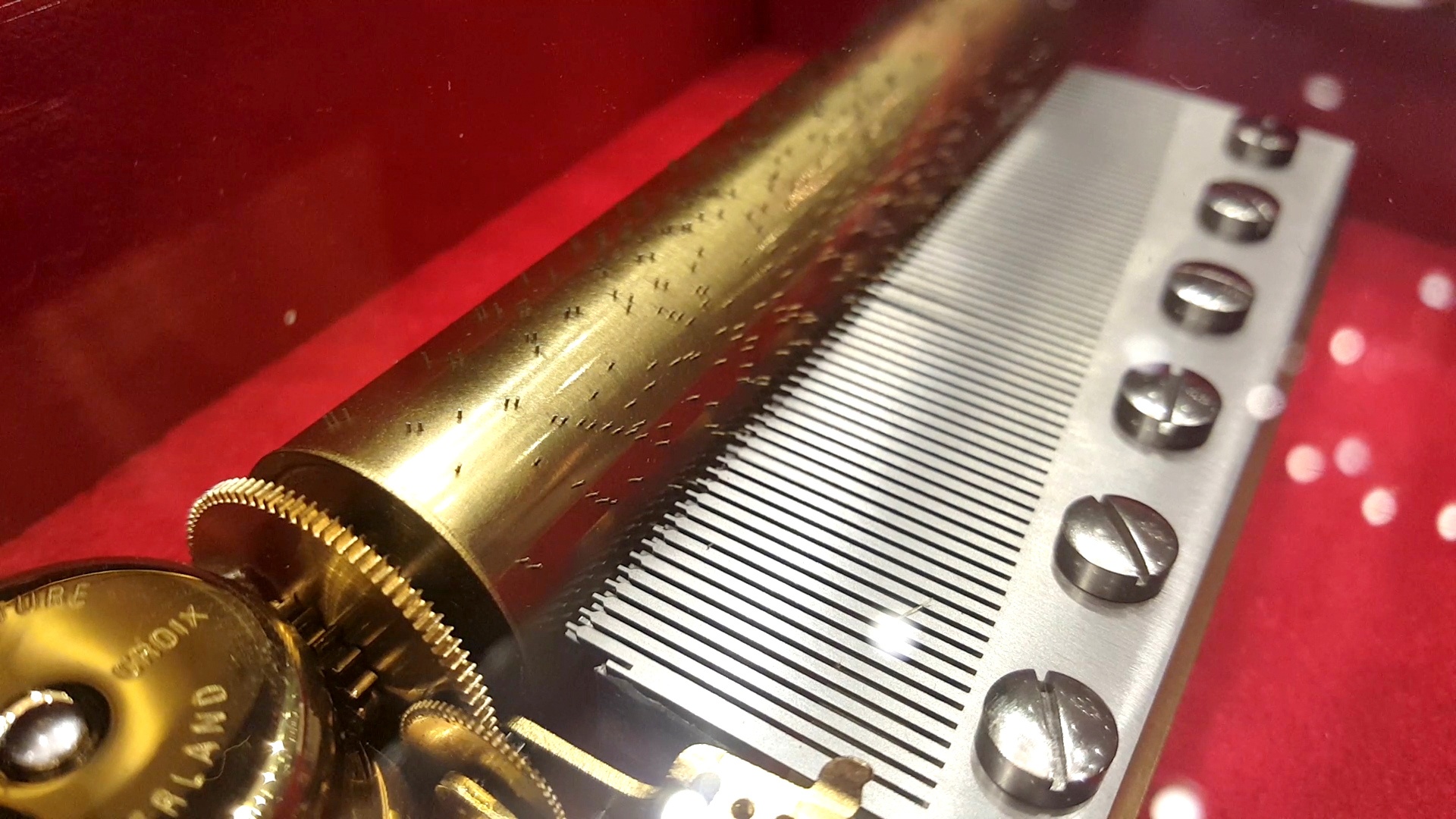 Hop nhac tien quan ca Reuge anh 8