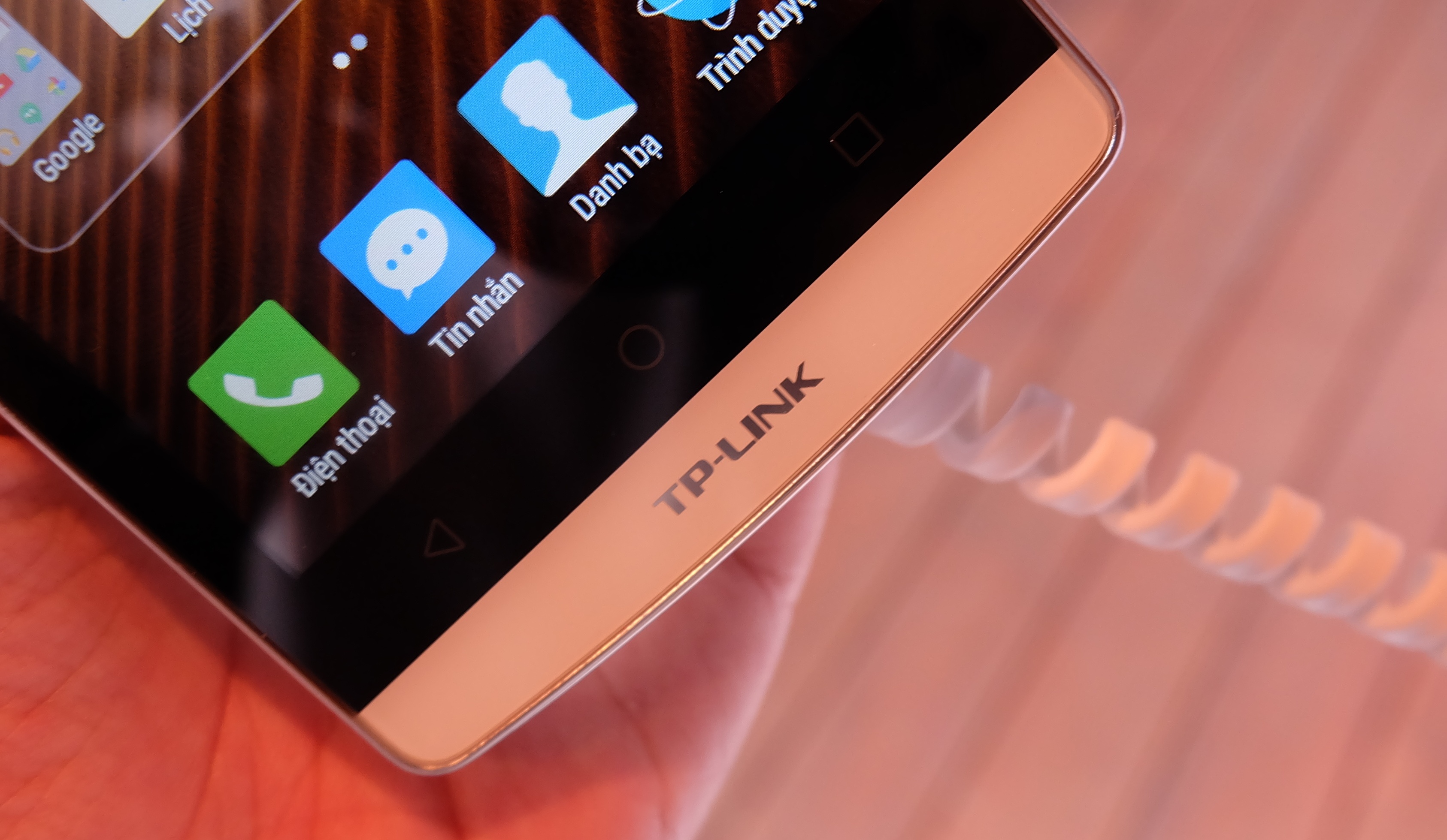 ra mat Neffos C5 anh 6