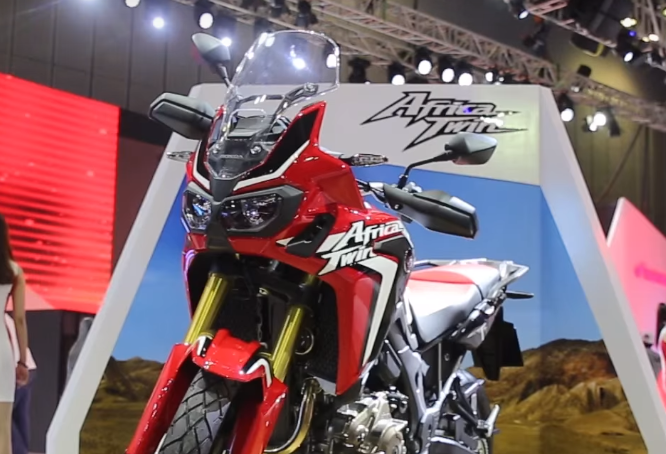 Xe dia hinh 998 phan khoi cua Honda o Viet Nam hinh anh