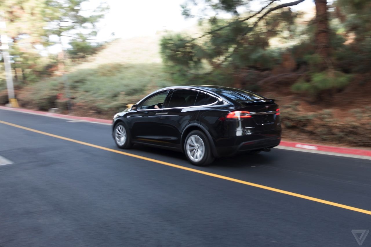 công nghệ tự lái tesla ảnh 1 cong nghe tu lai tesla anh 1