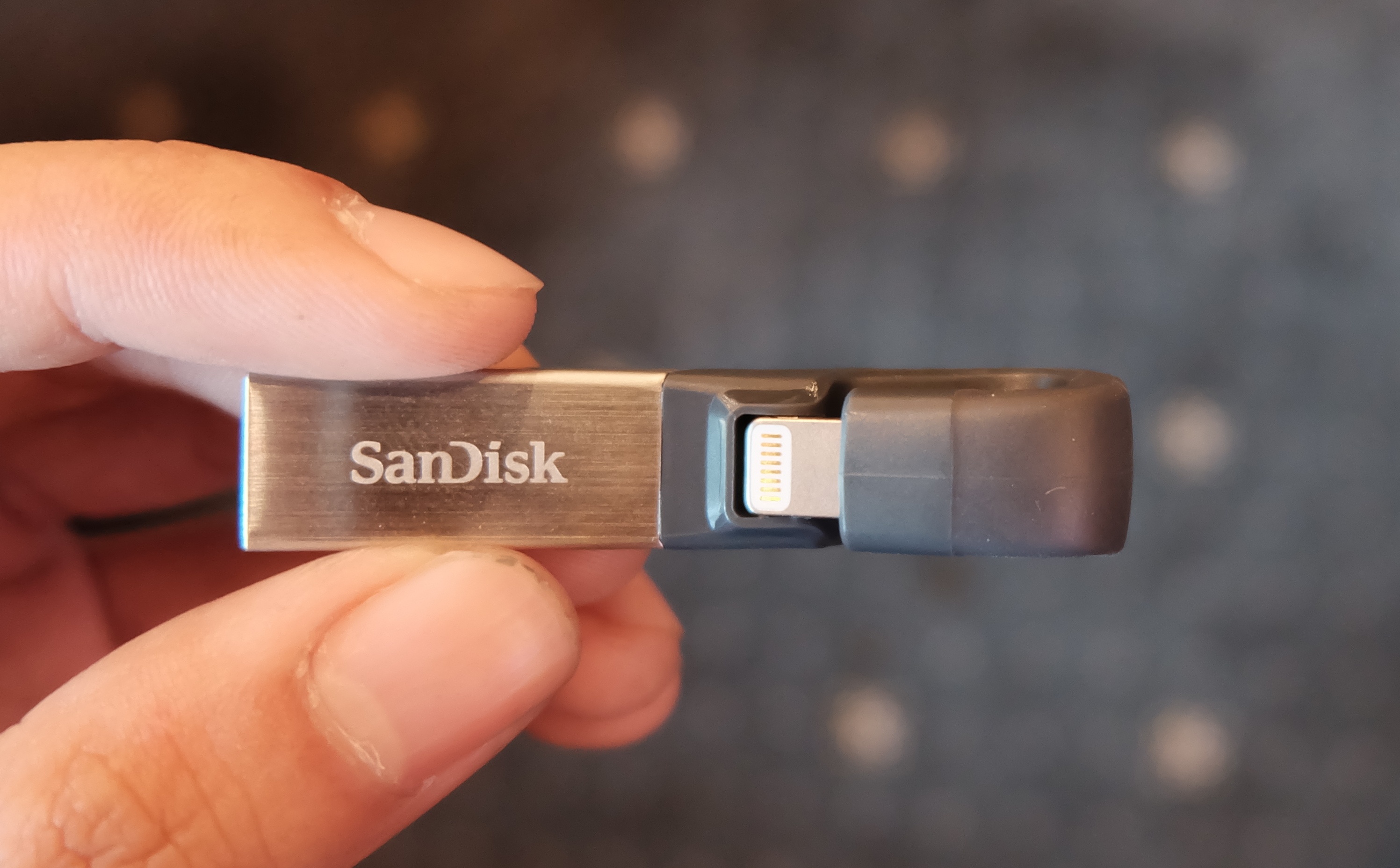 The nho ngoai cho iPhone o Viet Nam hinh anh