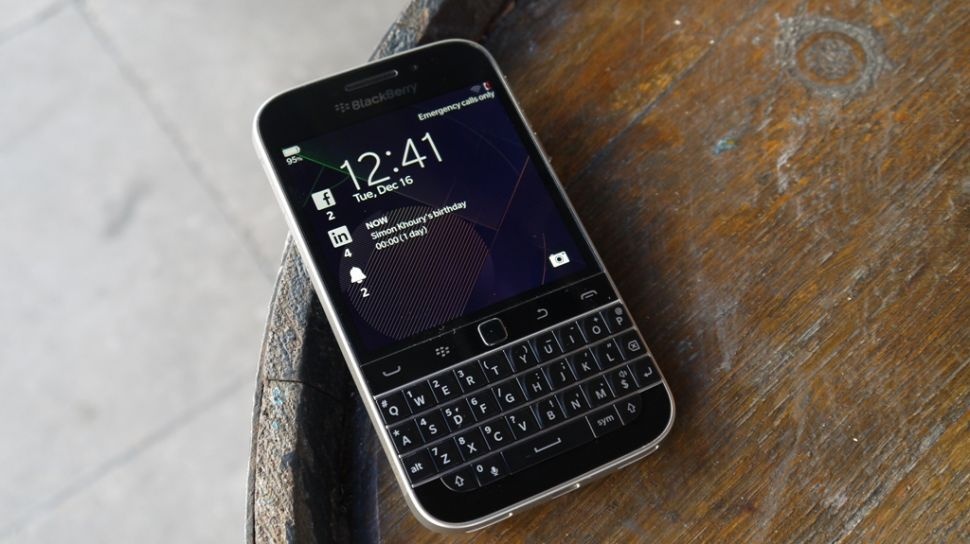 Microsoft va BlackBerry: Bo he dieu hanh hay la chet hinh anh