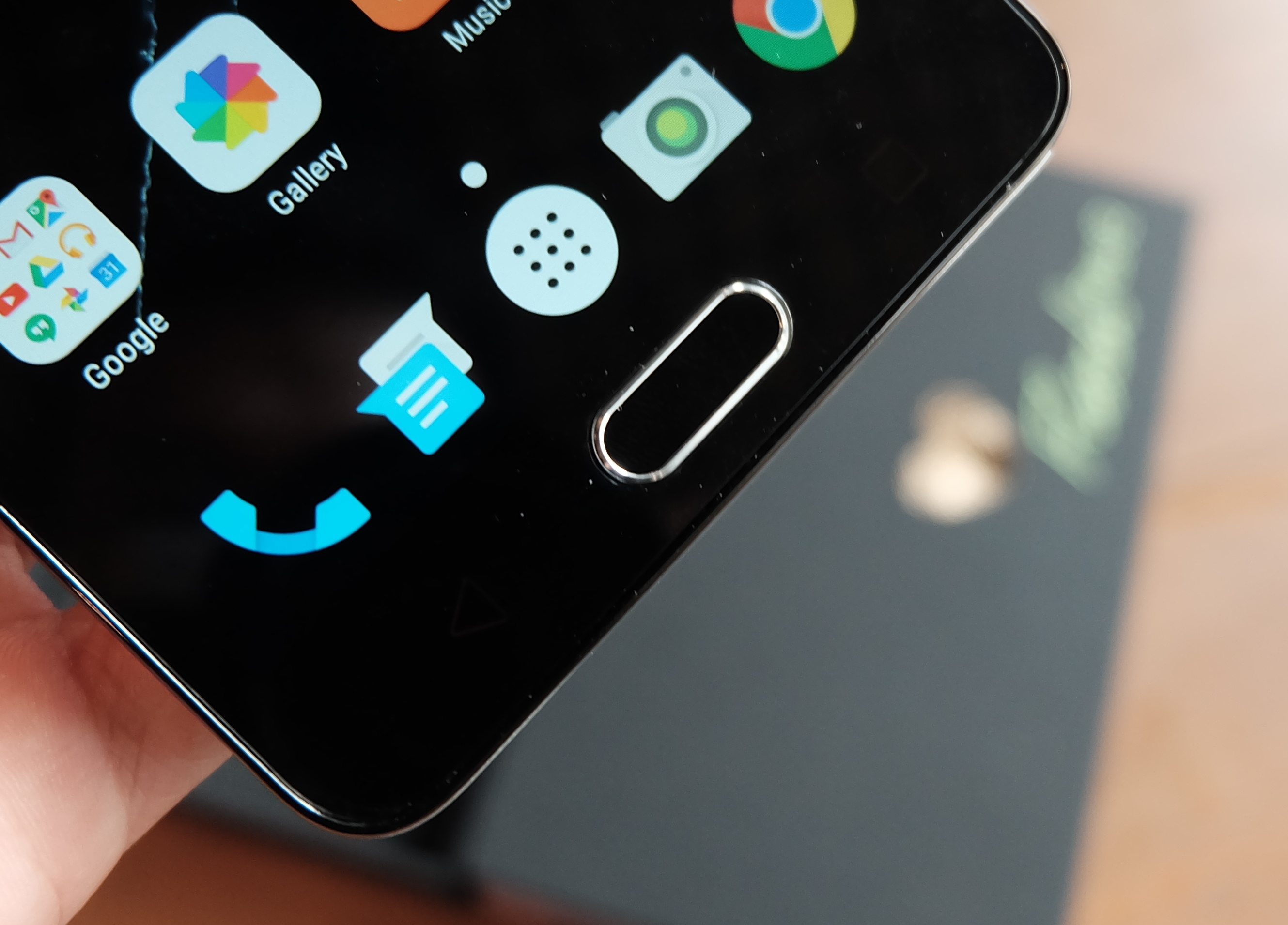 Flash Plus 2 ra mat o viet nam anh 3