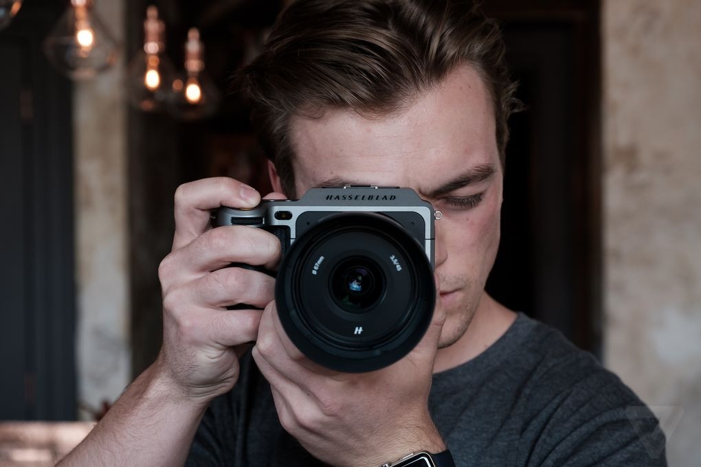 may anh hasselblad anh 2