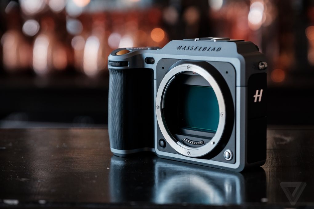 may anh hasselblad anh 4