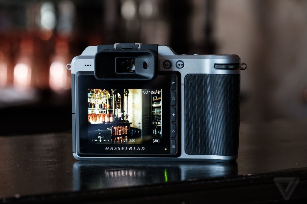 may anh hasselblad anh 5