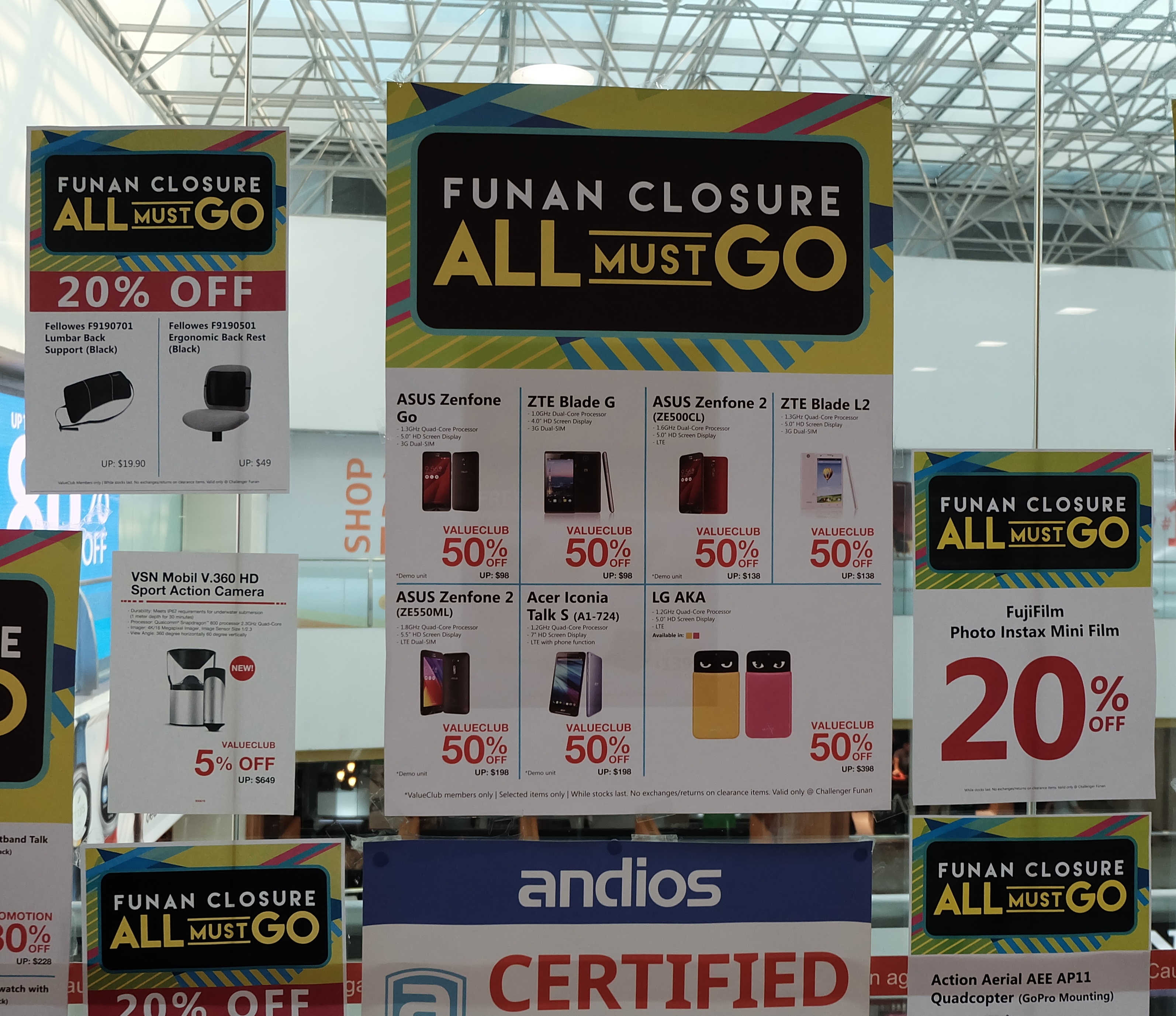 Sieu thi cong nghe Funan dong cua anh 3