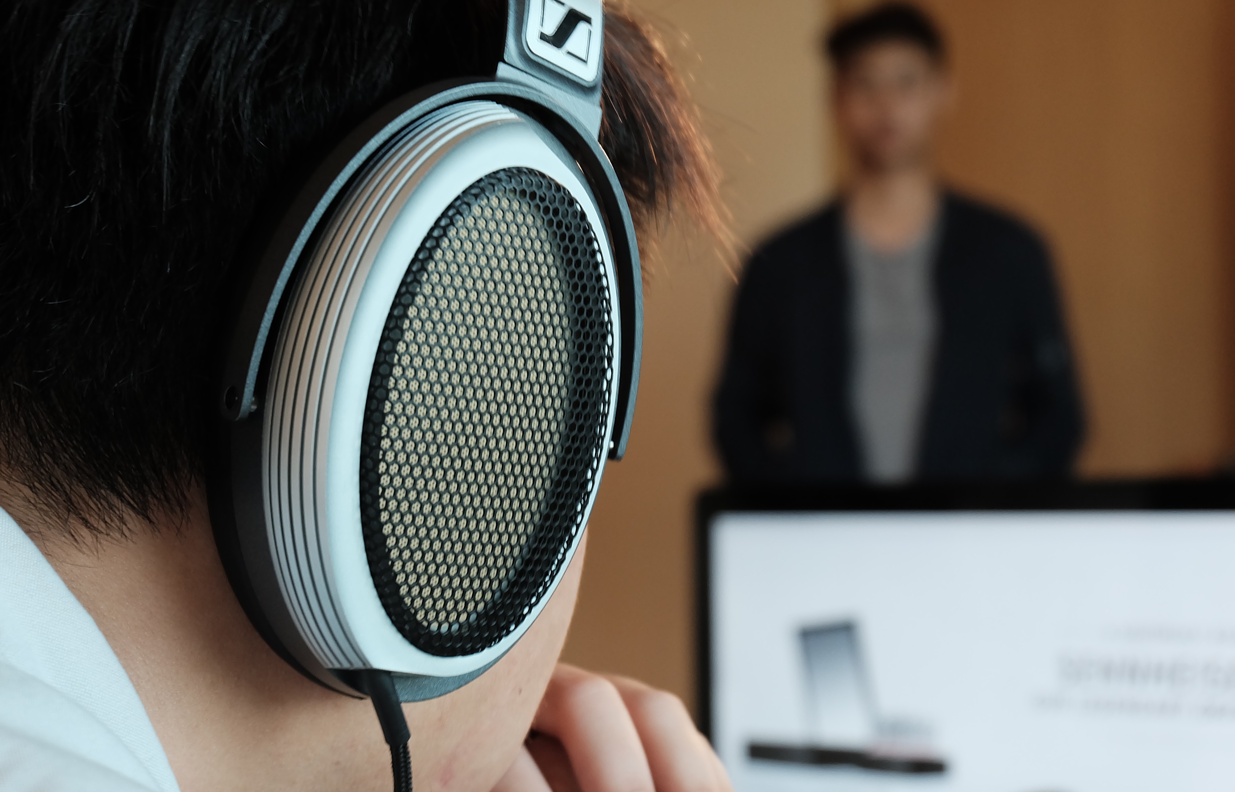 Tai nghe 55.000 USD cua Sennheiser ra mat tai Dong Nam A hinh anh