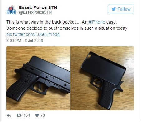 vỏ iPhone hình khẩu súng ảnh 1 vo iPhone hinh khau sung anh 1