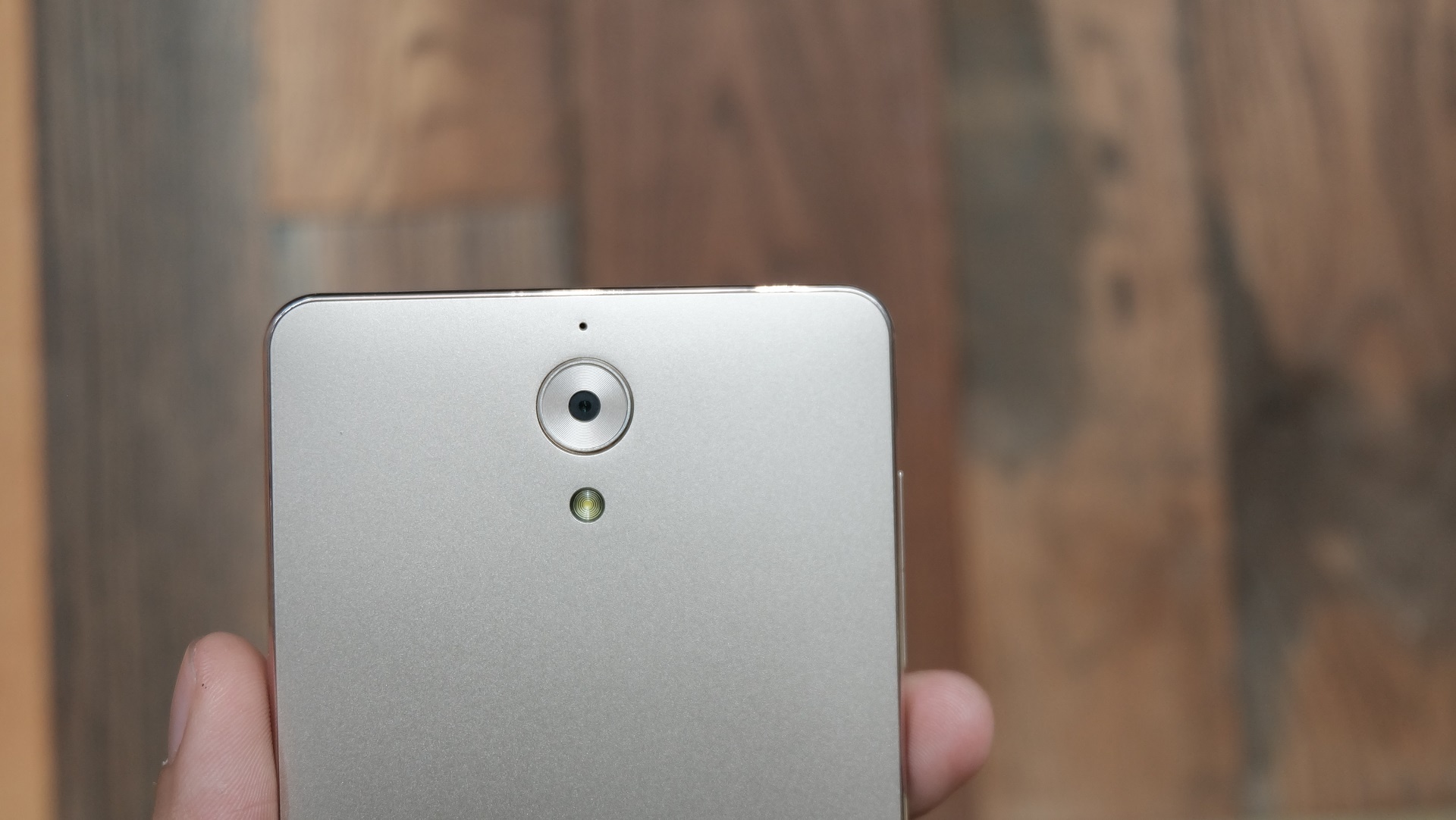 Coolpad Sky 3 tai Viet Nam anh 7