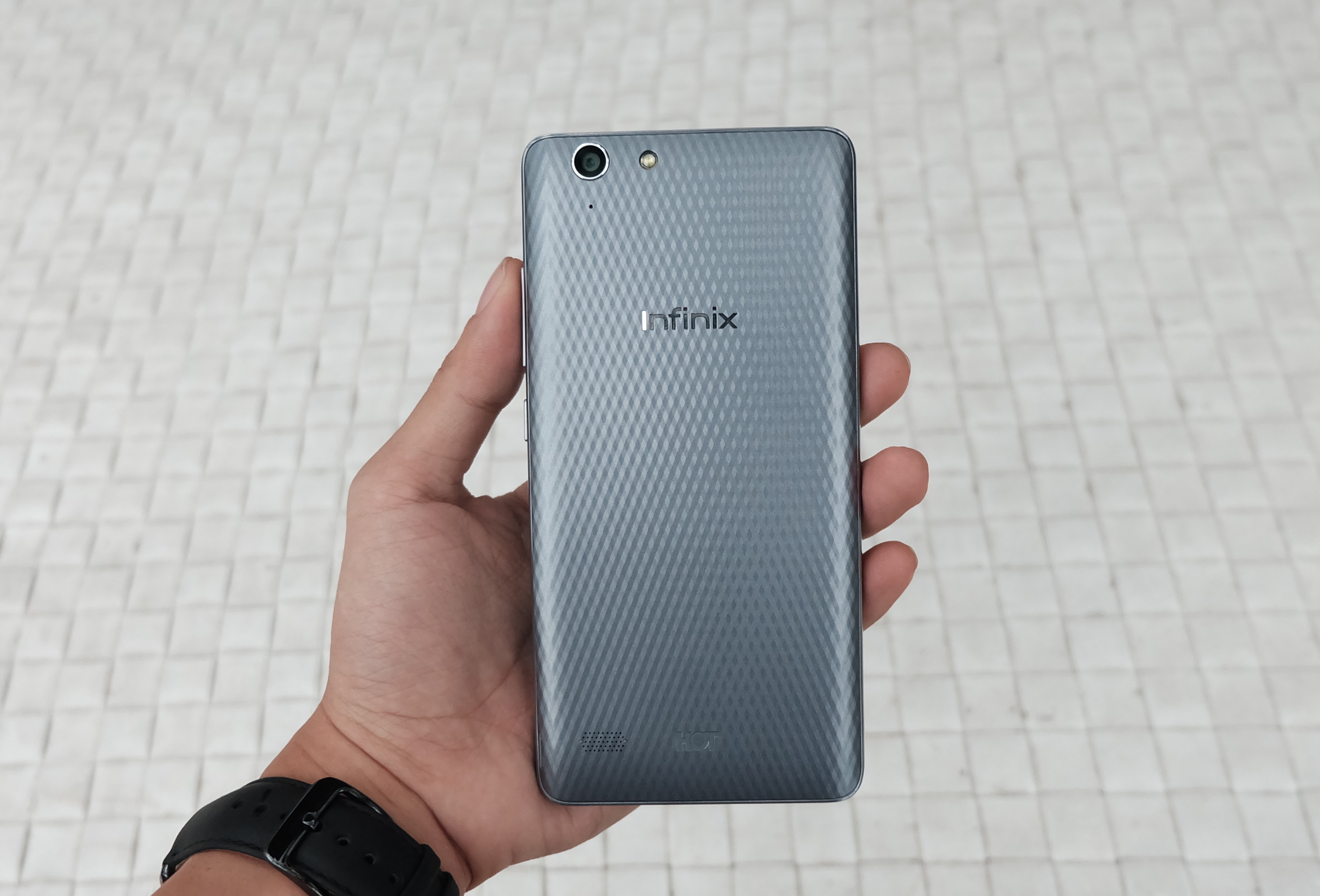 dien thoai 4G gia re,  dien thoai 4G viet nam,  dien thoai duoi 3 trieu co 4g,  dien thoai infinix,  infinix hote 3 LTE Viet Nam anh 2