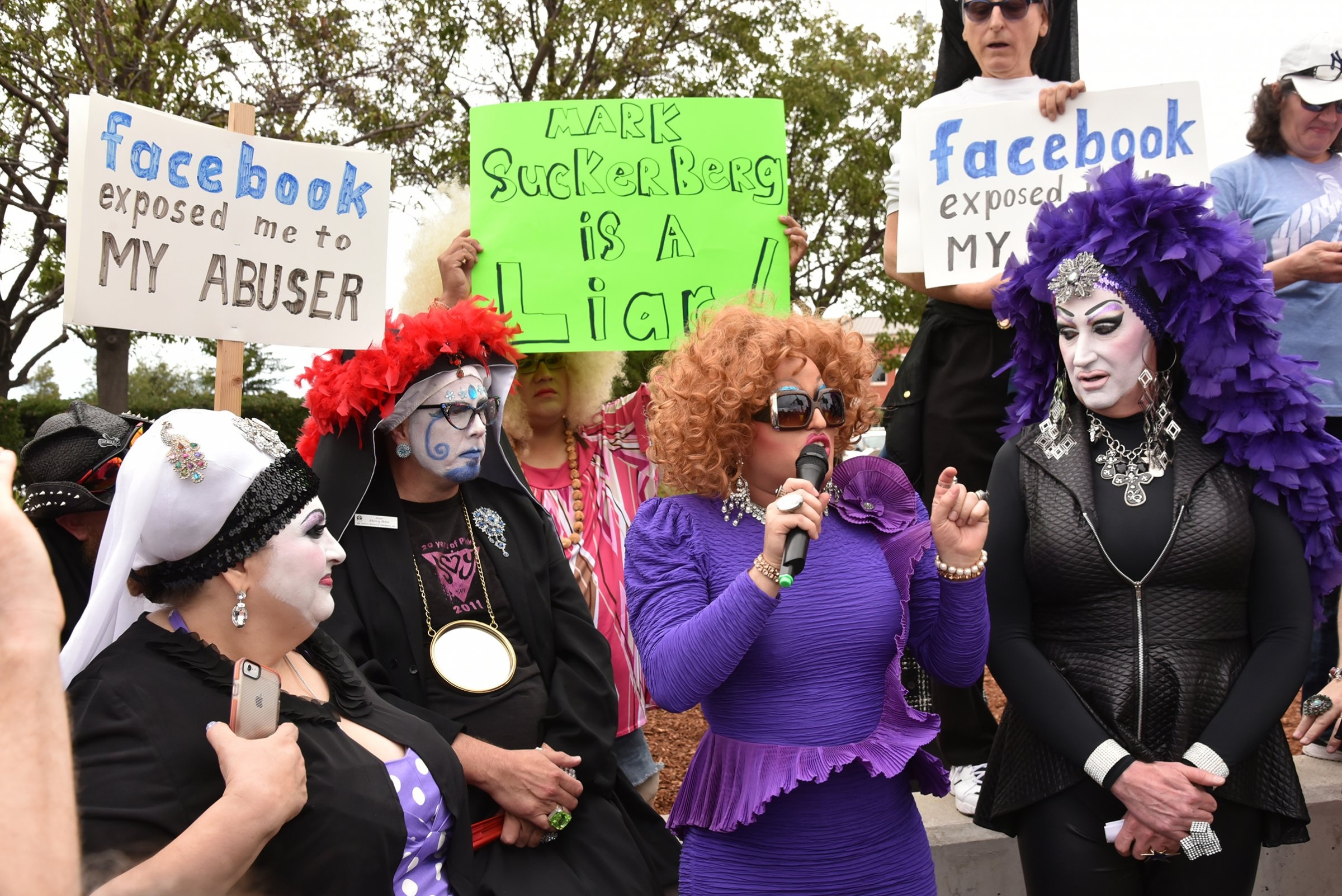 apple noi it facebook noi nhieu anh 2