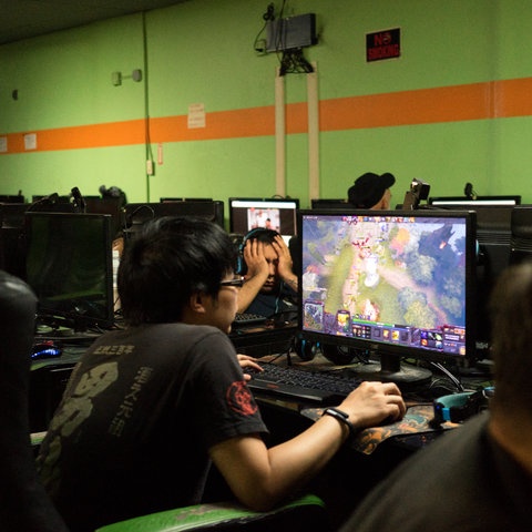 Tiem Internet cho nguoi vo gia cu o New York anh 11