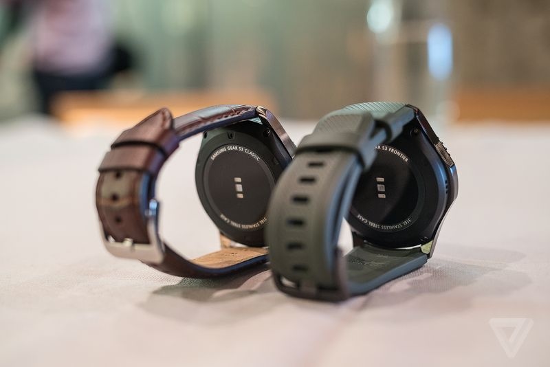 gear s3 ra mat anh 4