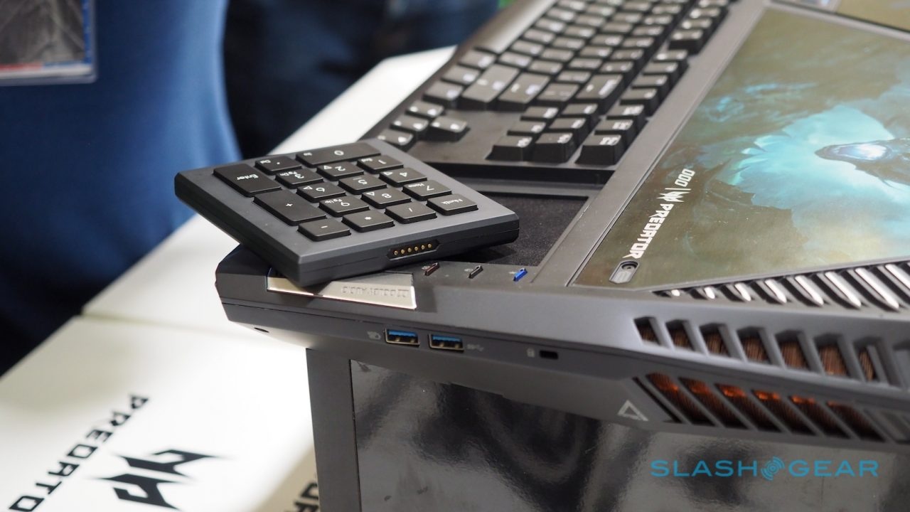 laptop man hinh cong dau tien anh 1