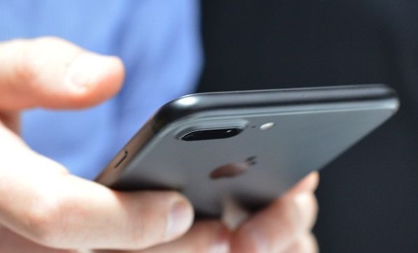 Video trai nghiem nhanh iPhone 7 Plus hinh anh