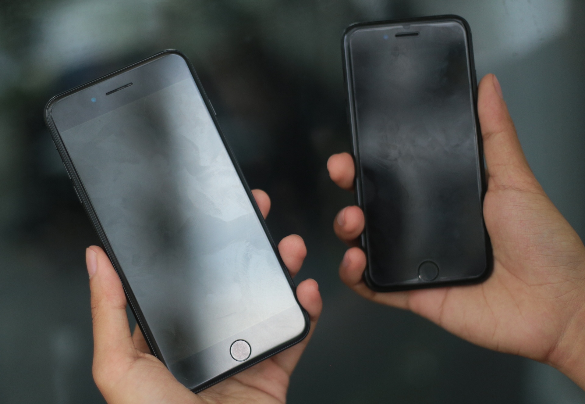 iPhone 7 jet black Viet Nam anh 3