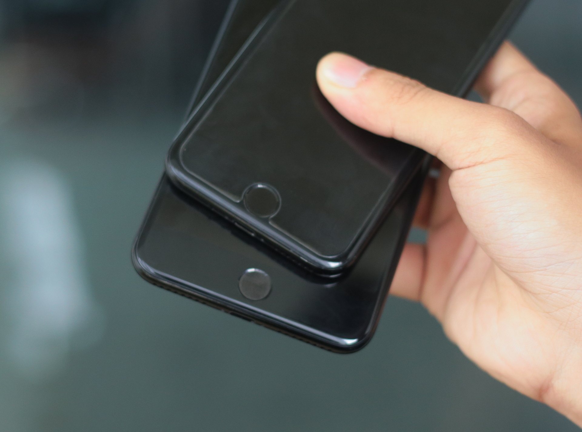 iPhone 7 jet black Viet Nam anh 8