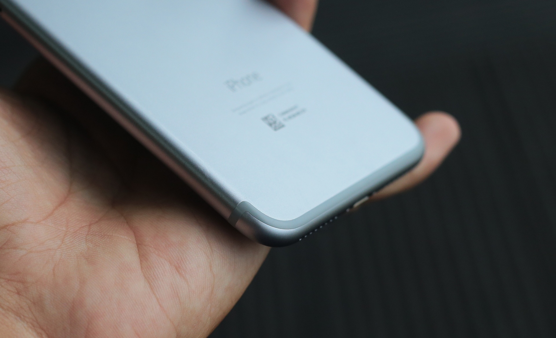 iPhone 7 Plus mau xam anh 11