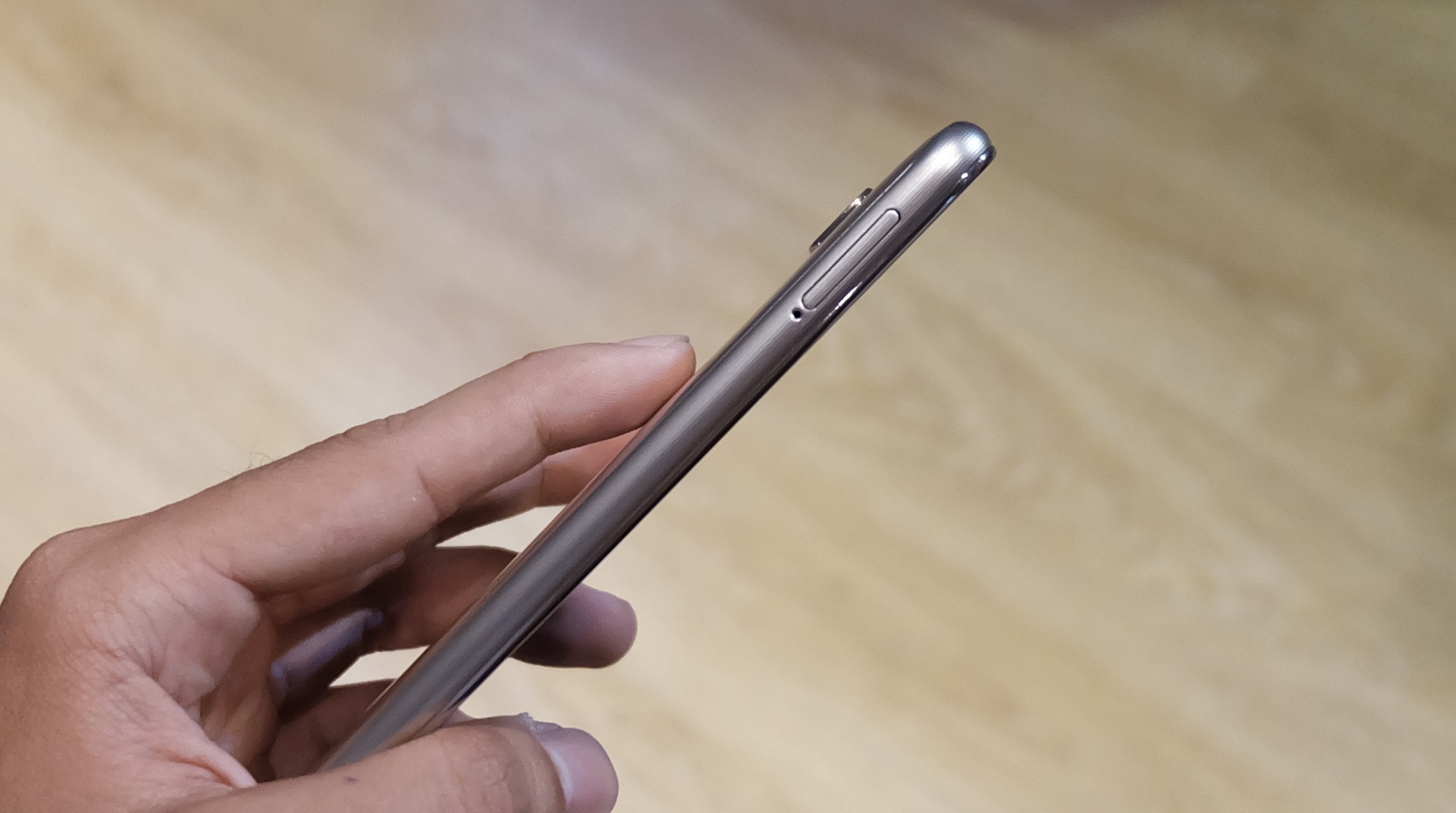 Huawei 4 trieu anh 4