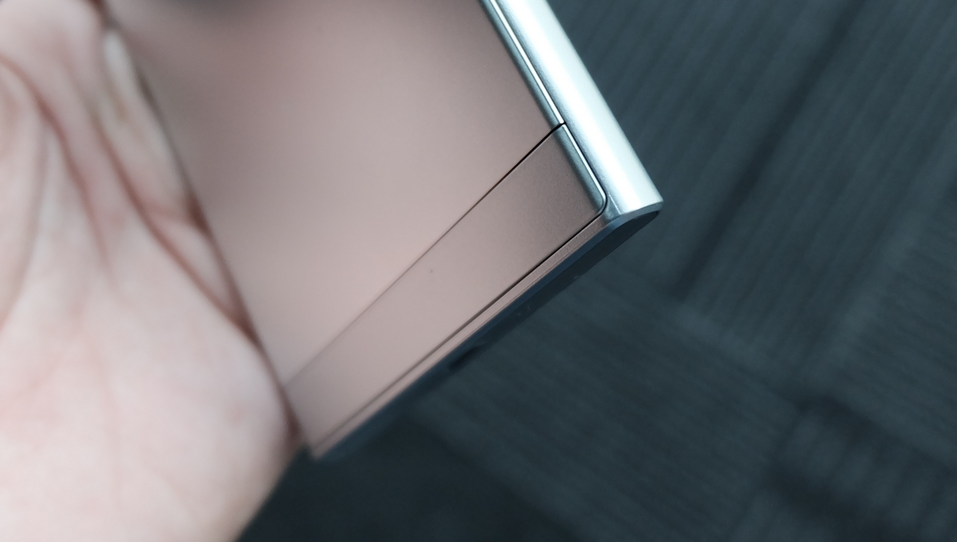 Sony xperia xz chinh hang gia 15 trieu anh 6