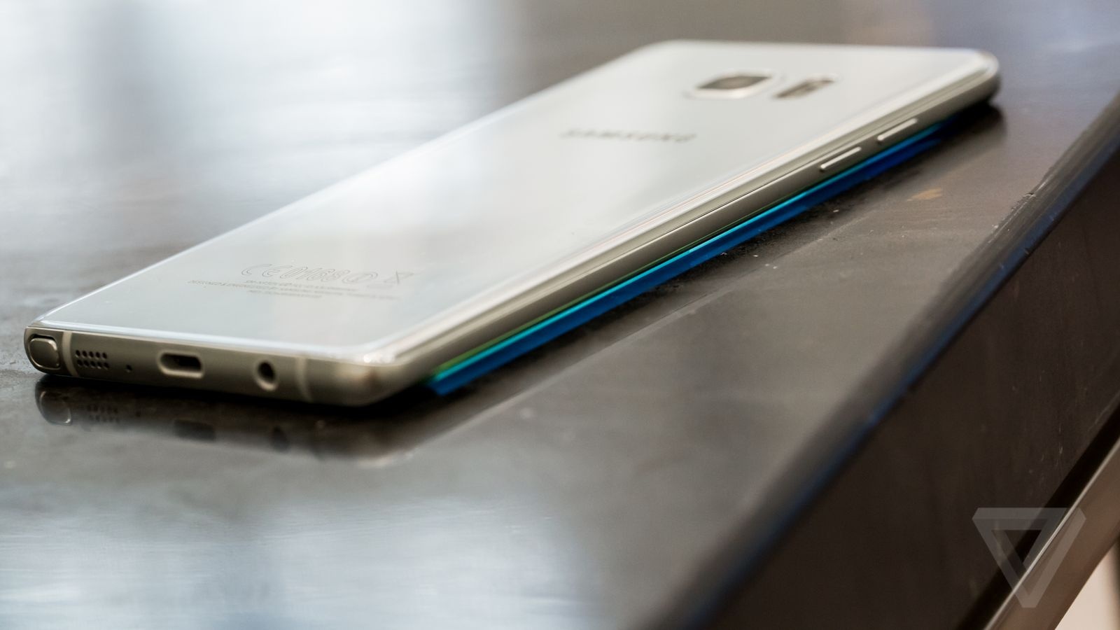 Samsung tang loi nhuan gap doi sau vu Note 7 hinh anh