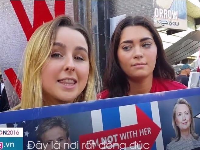 On ao bao ve ngoi sao Donald Trump tai dai lo Hollywood hinh anh