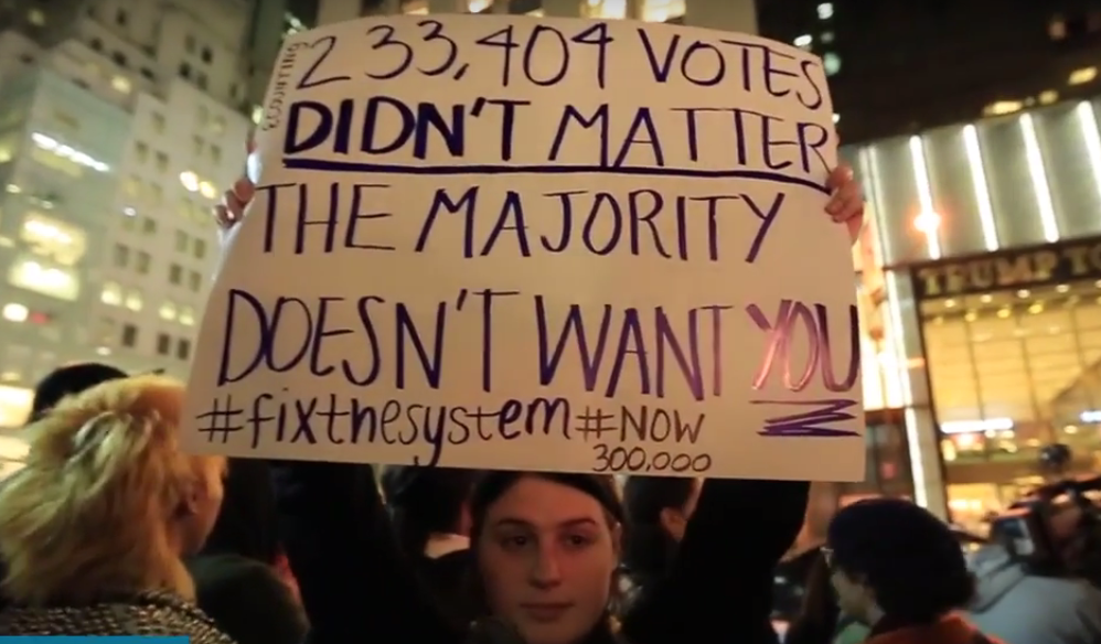 Bieu tinh chong Donald Trump lan rong khap nuoc My hinh anh