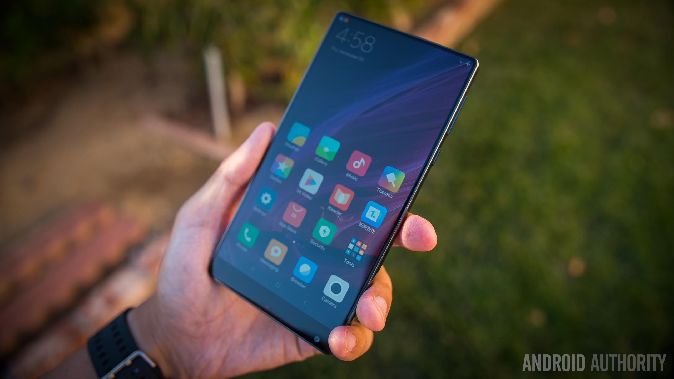 Nut Home tren smartphone bi loai bo anh 3