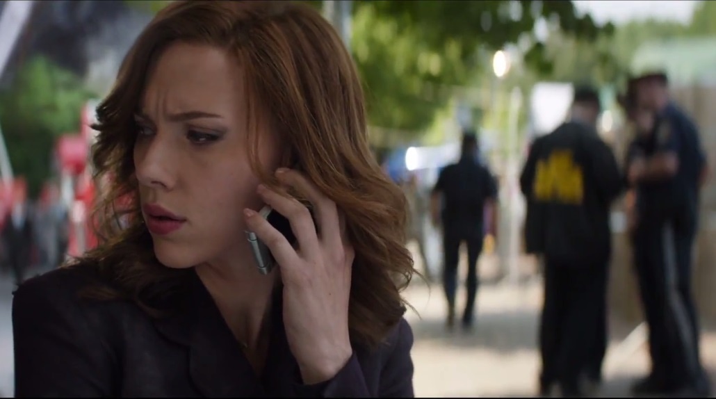 sieu nhan dung dien thoai gi anh 3