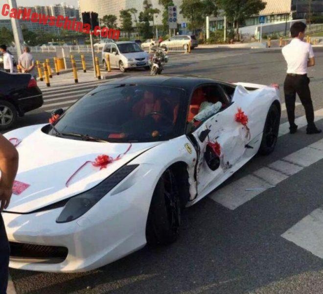 Siêu xe Ferrari bị hỏng nặng ảnh 2 Sieu xe Ferrari bi hong nang anh 2