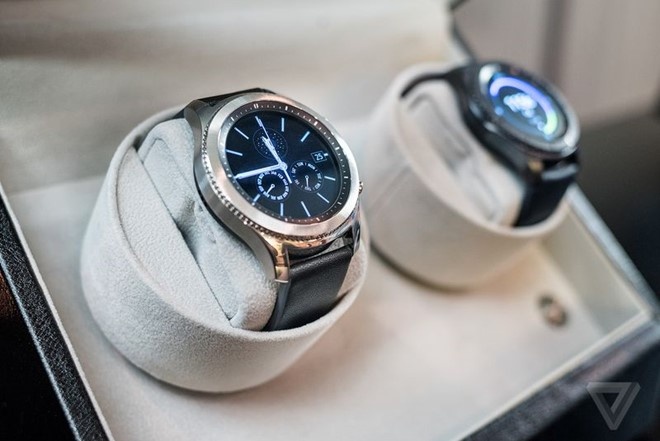 Samsung Gear S3 chinh thuc ra mat voi gia gan 8 trieu hinh anh