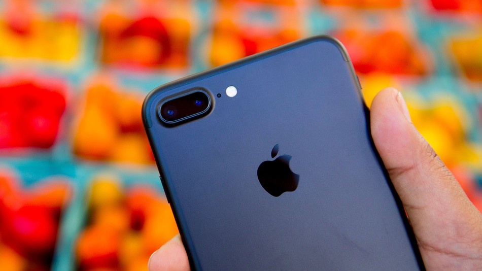 iPhone 7 Plus gap van de camera hinh anh