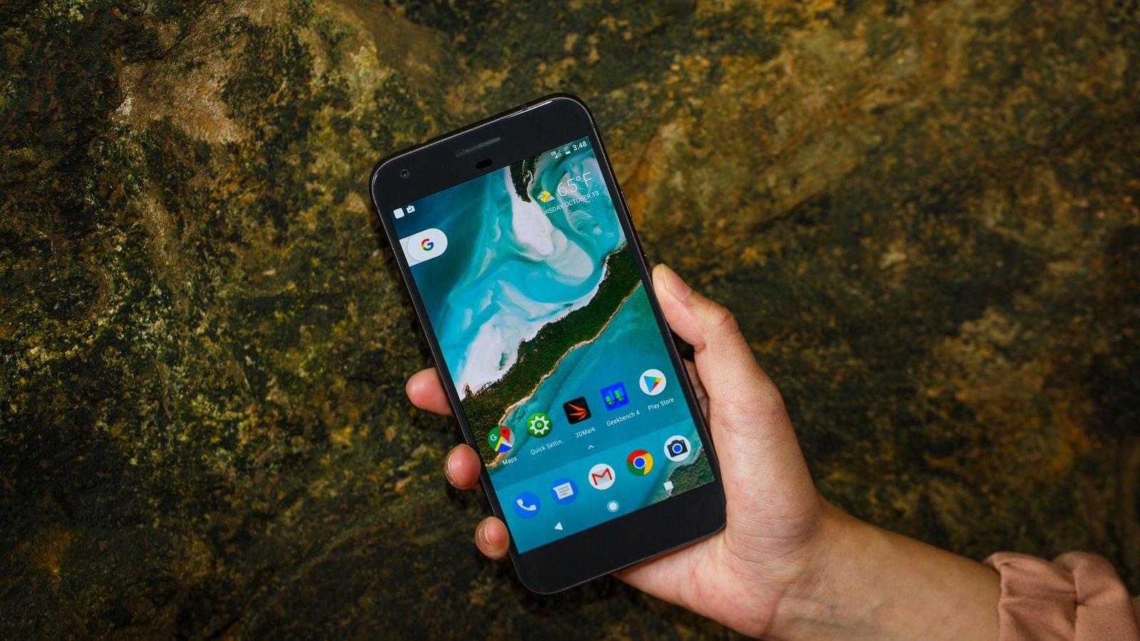 CES 2017 se chu trong vao smartphone tam trung hinh anh