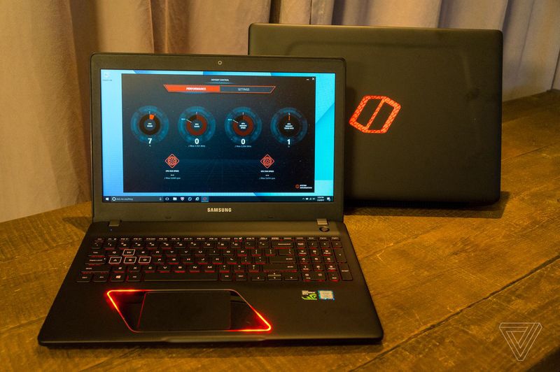 Samsung gioi thieu tablet va laptop choi game tai CES 2017 hinh anh