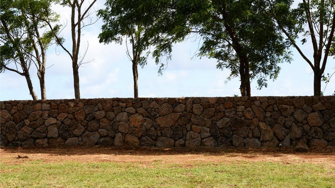 Mark Zuckerberg kien dan Hawaii anh 1