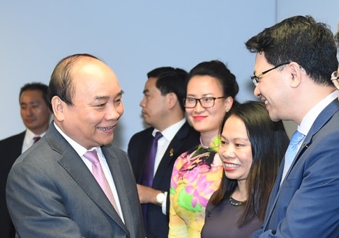 Chu tich KKR Global: Chung toi lac quan ve trien vong kinh te Viet Nam hinh anh