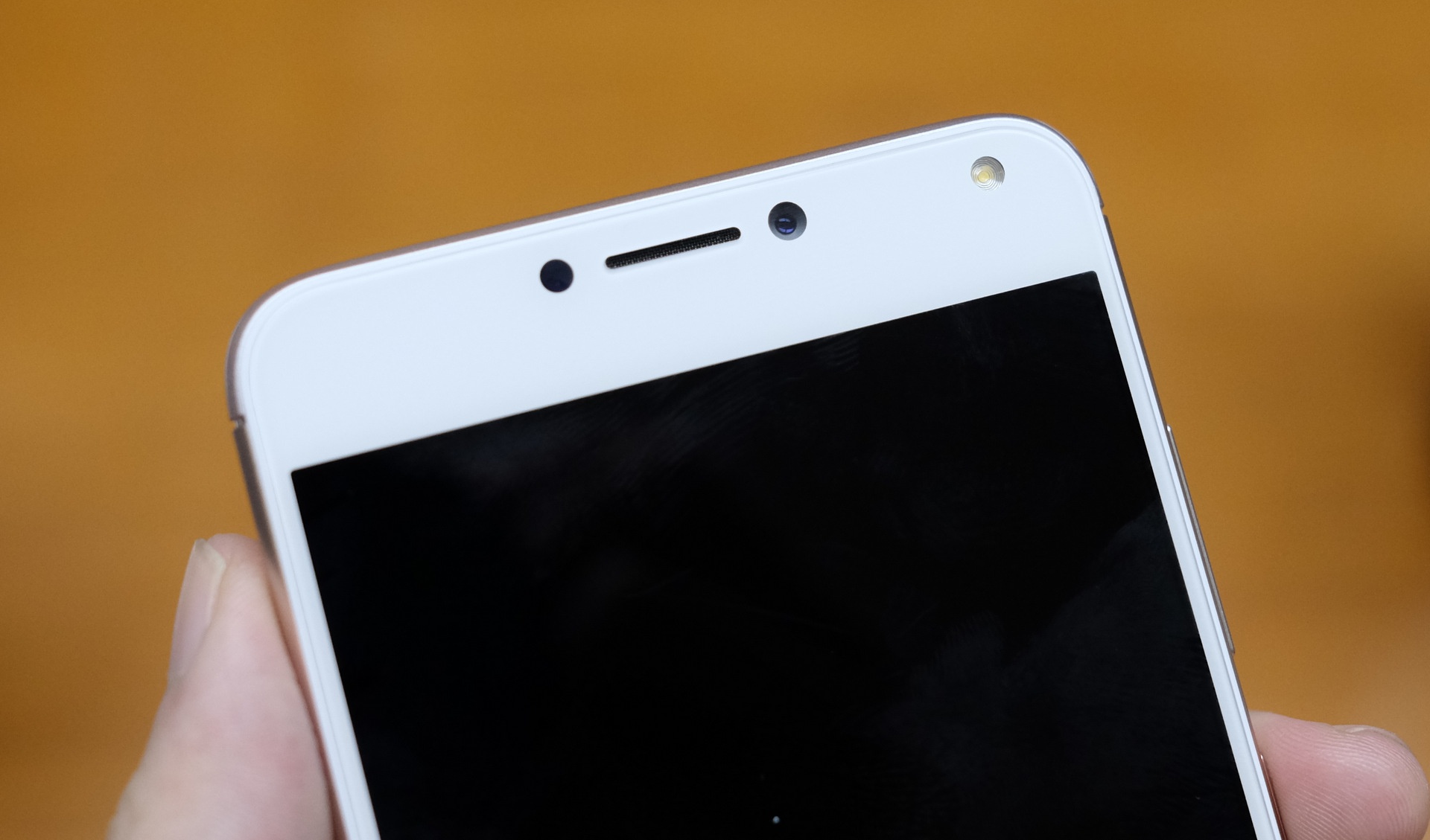 Asus Zenfone Max Pro anh 3