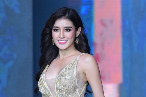 Huyen My thu hut luong tim kiem khong lo tren Google hinh anh