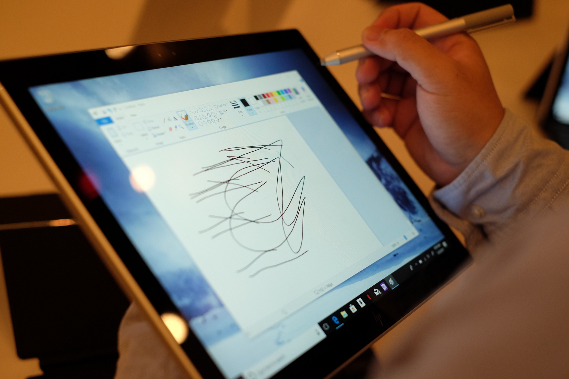 Dung thu HP Envy X2 hinh anh