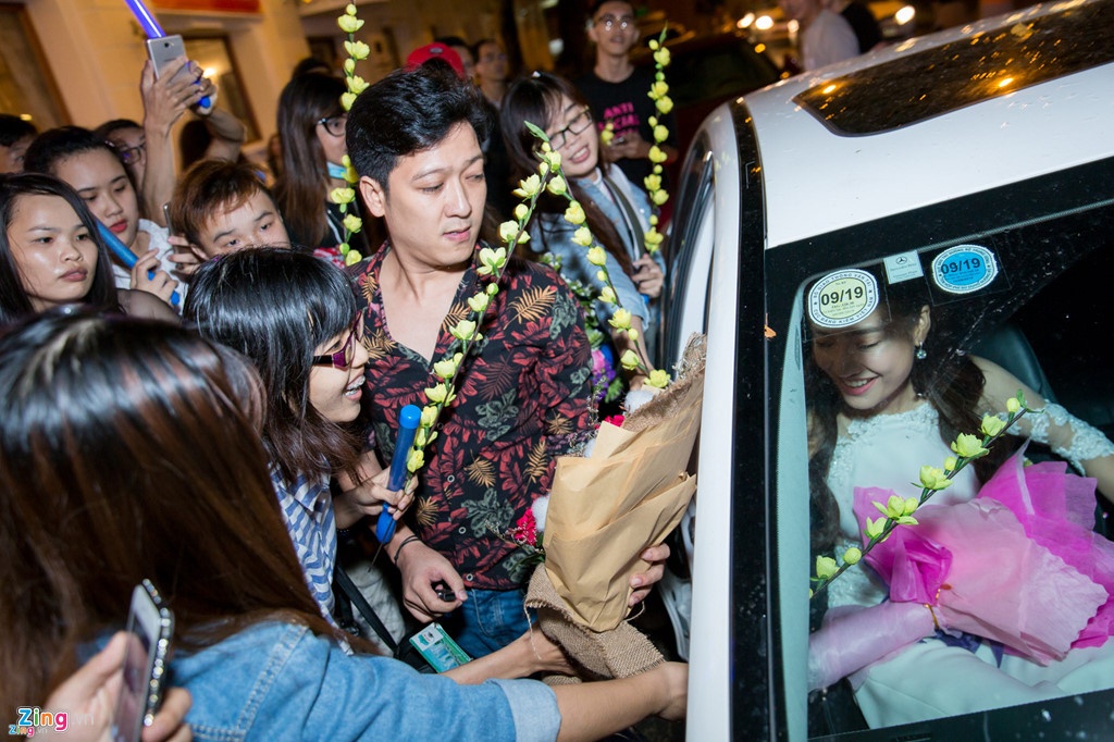 Man cau hon Nha Phuong giup Truong Giang hot nhat Internet tuan qua hinh anh