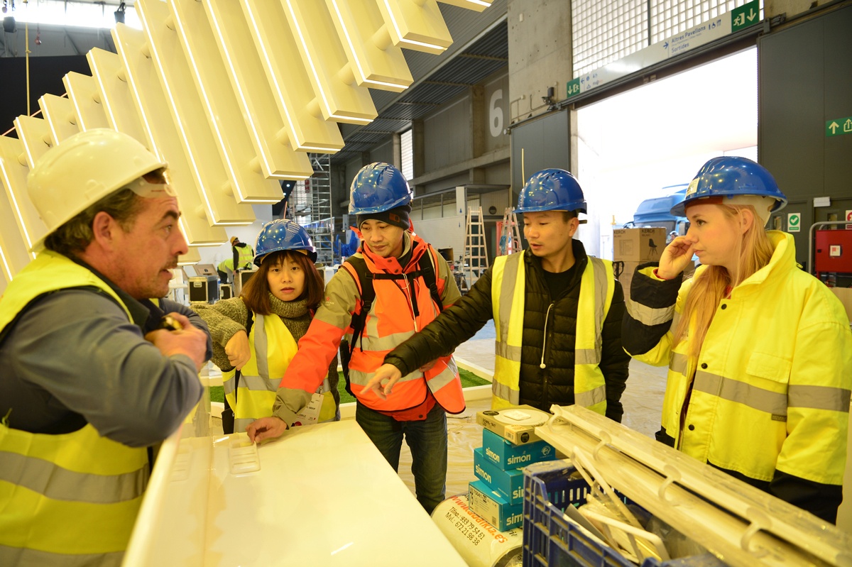 Gian hang Viettel o MWC 2018 anh 21