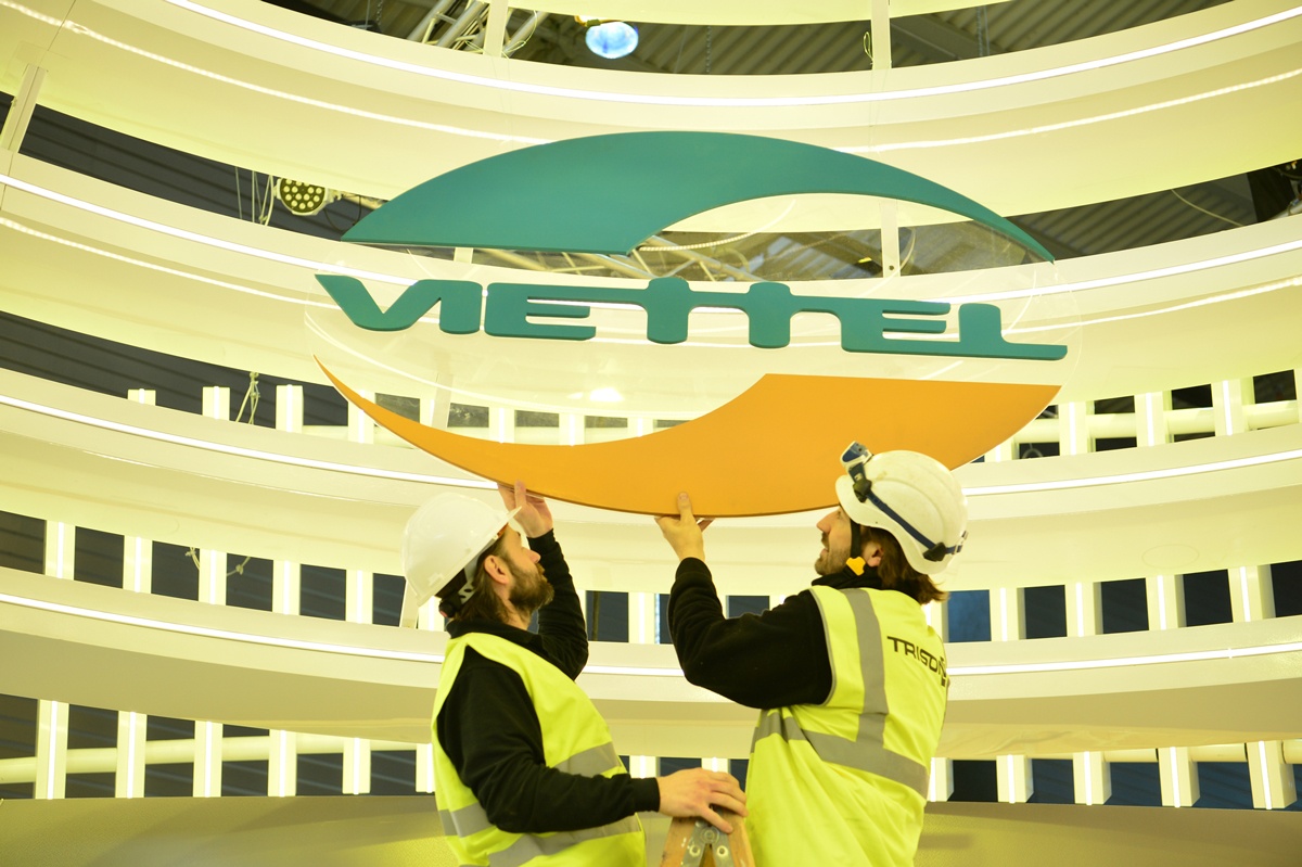 Gian hang Viettel o MWC 2018 anh 29