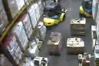 Amazon xu ly hang tan do ton kho nhu the nao? hinh anh